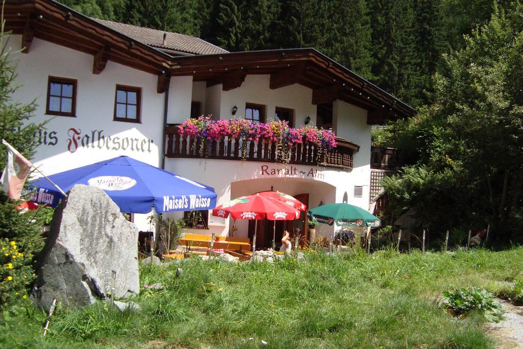 Gasthaus Falbesoner Apartman Gschnitz Kültér fotó