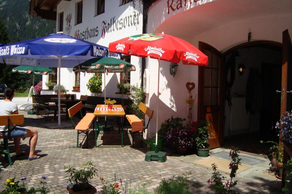 Gasthaus Falbesoner Apartman Gschnitz Kültér fotó